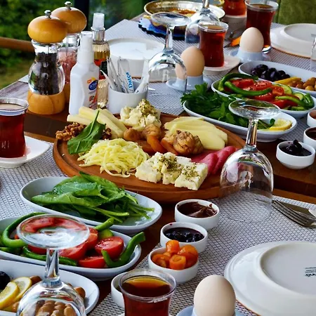 Bed & Breakfast Payam Butik 4*