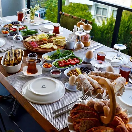 Payam Butik Bed & Breakfast 4*